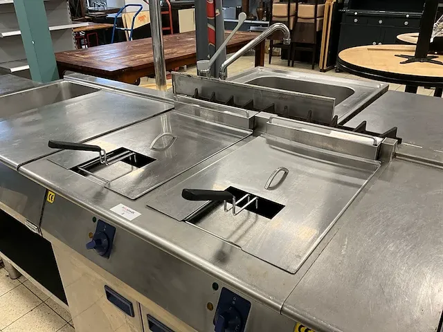 Electrolux tfr/e2d12 elektrische friteuse - afbeelding 9 van  10