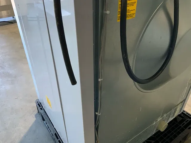Electrolux w4240h industriële wasmachine - afbeelding 14 van  16
