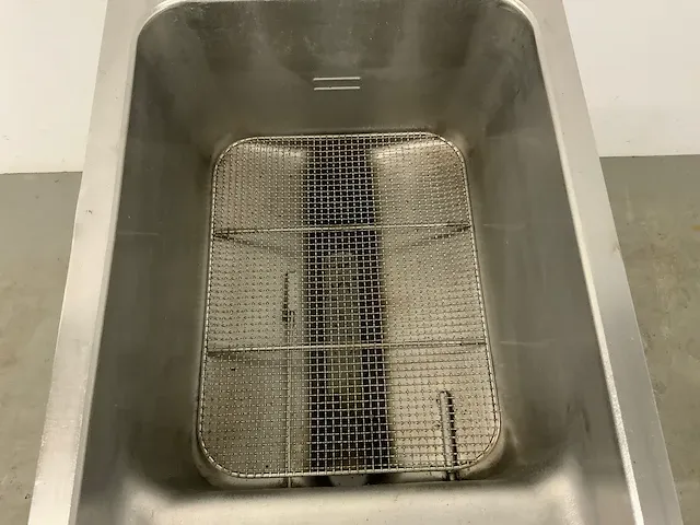 Electrolux zfr/e430 friteuse met koude zone - afbeelding 4 van  8