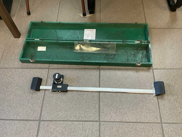 Electronic scale digitaal meetinstrument - afbeelding 1 van  3
