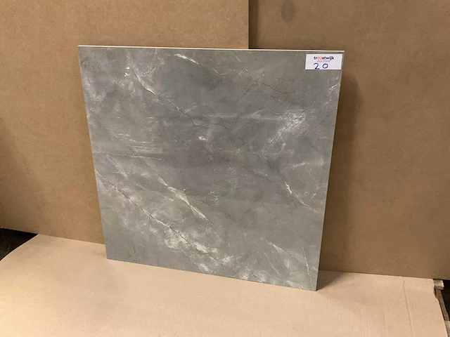 Elegant grijs gepolijst 60x60 cm tegel 54 m² - afbeelding 1 van  3