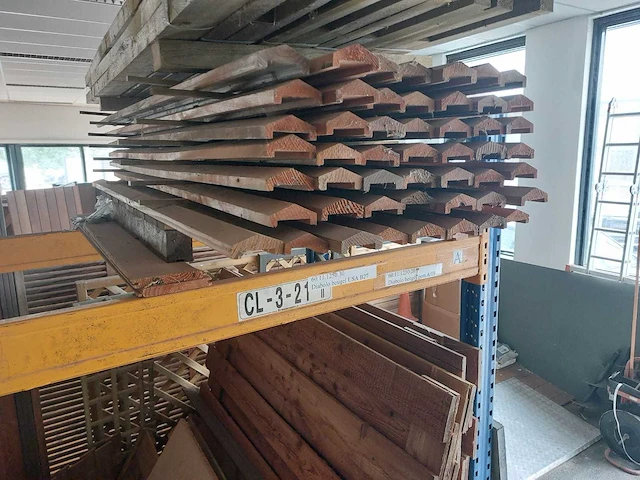 Elegantwood - red clas wood piramide afdekkap (50x) - afbeelding 1 van  1
