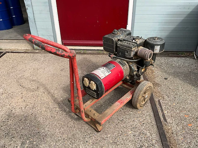 Elektra-beckum g4000/1s stroomgenerator - afbeelding 1 van  9