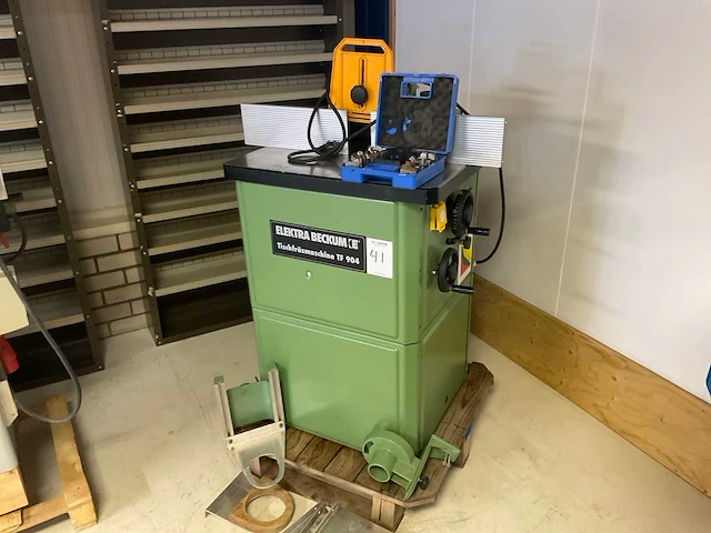 Elektra beckum tf904 tafelfreesmachine - afbeelding 1 van  6