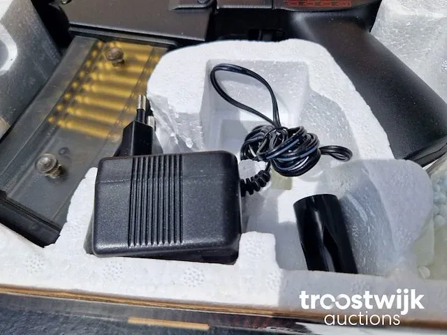 Elektrisch airsoft wapen - afbeelding 5 van  17