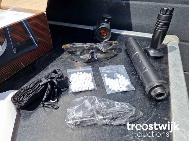 Elektrisch airsoft wapen - afbeelding 9 van  17