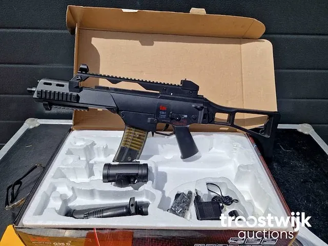 Elektrisch airsoft wapen - afbeelding 11 van  17