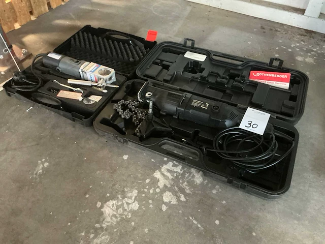 Elektrisch gereedschap (2x) - afbeelding 1 van  8