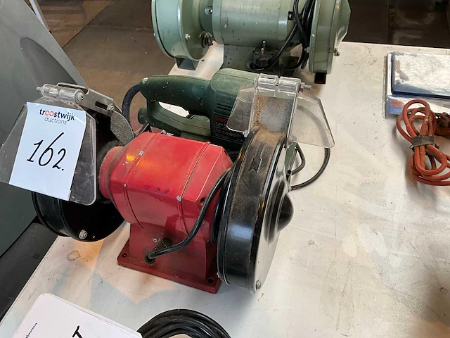 Elektrisch gereedschap (2x) - afbeelding 1 van  5