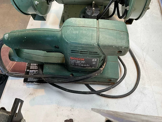 Elektrisch gereedschap (2x) - afbeelding 2 van  5