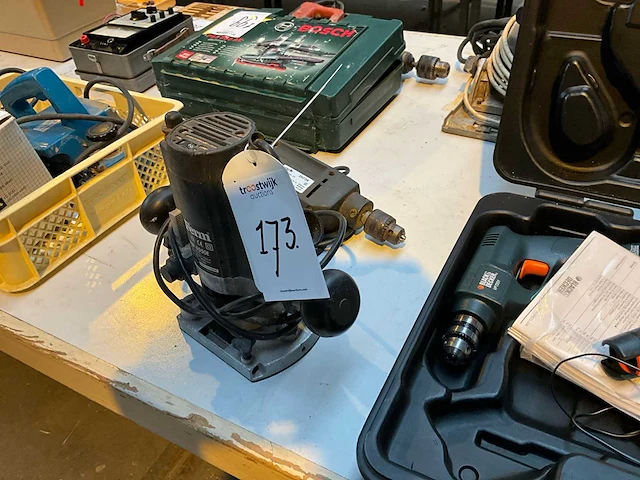 Elektrisch gereedschap (2x) - afbeelding 1 van  7