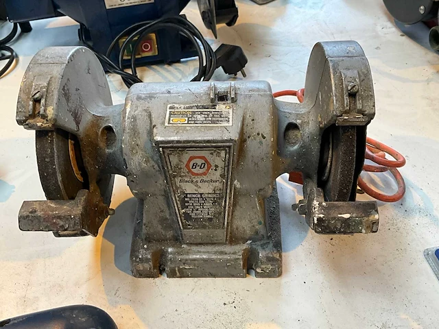 Elektrisch gereedschap (2x) - afbeelding 4 van  5
