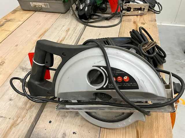 Elektrisch gereedschap (2x) - afbeelding 4 van  6