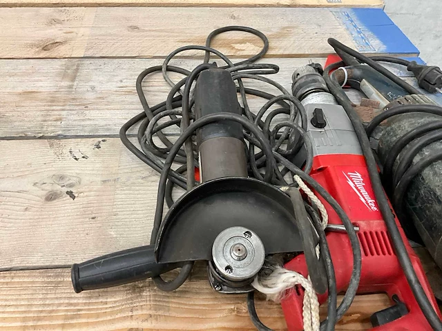 Elektrisch gereedschap (2x) - afbeelding 4 van  5