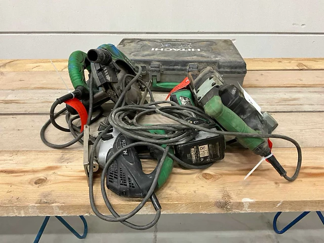 Elektrisch gereedschap (4x) - afbeelding 1 van  7