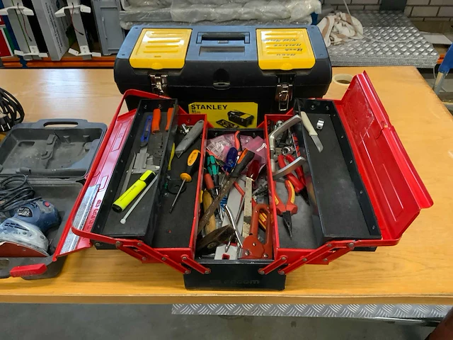 Elektrisch gereedschap en koffers - afbeelding 2 van  5