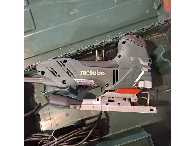 Elektrisch handgereedschap en werkplaatsinventaris, o.a. makita/metabo - afbeelding 5 van  18