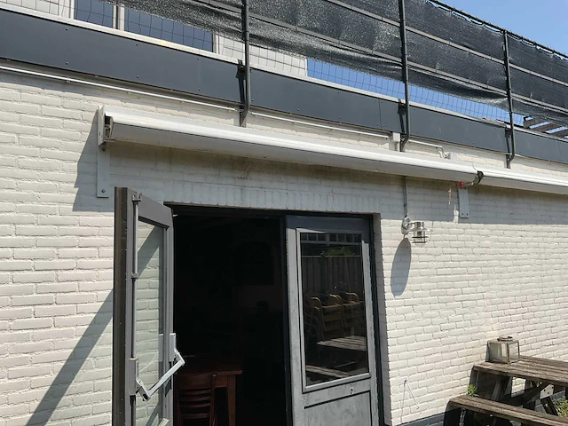 Elektrisch knikarmscherm - afbeelding 5 van  5