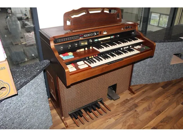 Elektrisch orgel hammond. afmeting 110x64 cm. hoogte 100cm. - afbeelding 2 van  4