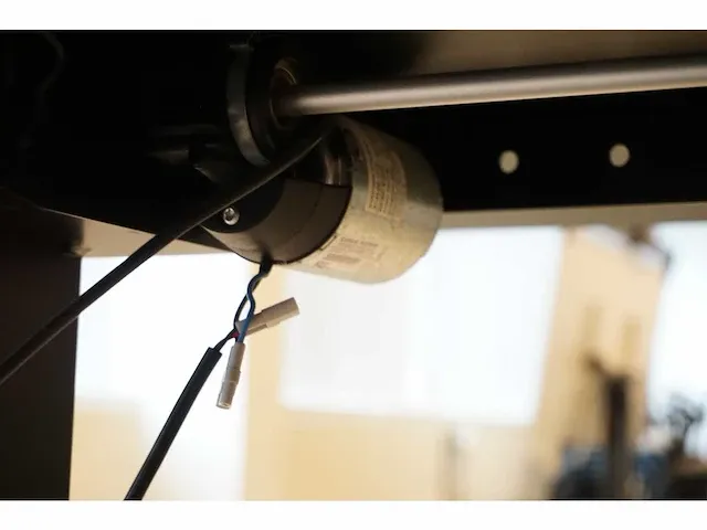 Elektrisch verstelbaar bureau - afbeelding 4 van  4