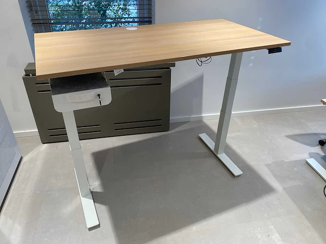 Elektrisch zit-sta bureau 160x80 met lade - afbeelding 7 van  26