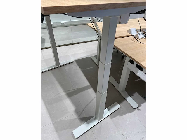 Elektrisch zit-sta bureau 160x80 - afbeelding 17 van  21