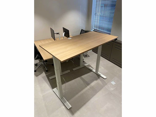 Elektrisch zit-sta bureau 160x80 - afbeelding 9 van  21