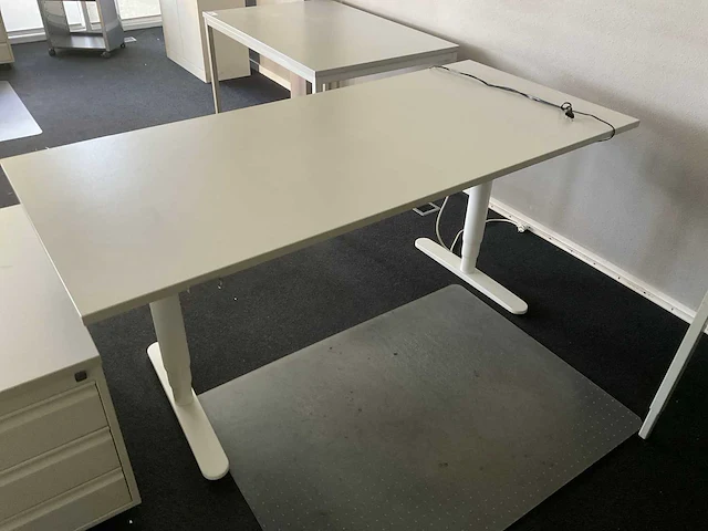 Elektrisch zit-sta bureau (180x80) - afbeelding 1 van  2