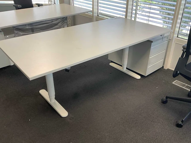 Elektrisch zit-sta bureau (180x80) - afbeelding 1 van  3