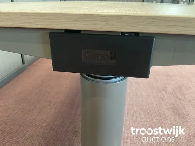 Elektrisch zit-sta bureau 180x80cm - afbeelding 4 van  4