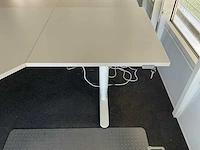 Elektrisch zit-sta hoekbureau - afbeelding 2 van  5