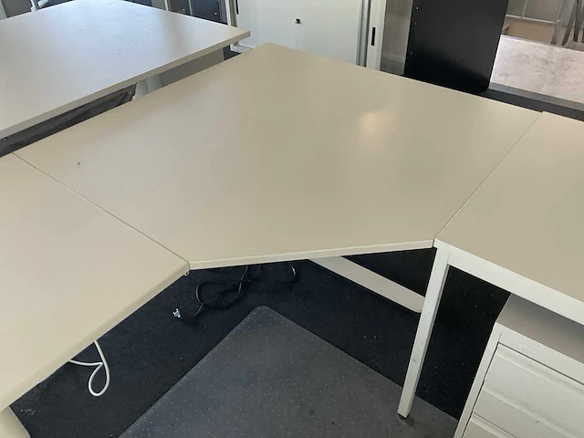 Elektrisch zit-sta hoekbureau - afbeelding 3 van  5