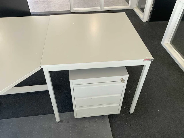 Elektrisch zit-sta hoekbureau - afbeelding 4 van  5