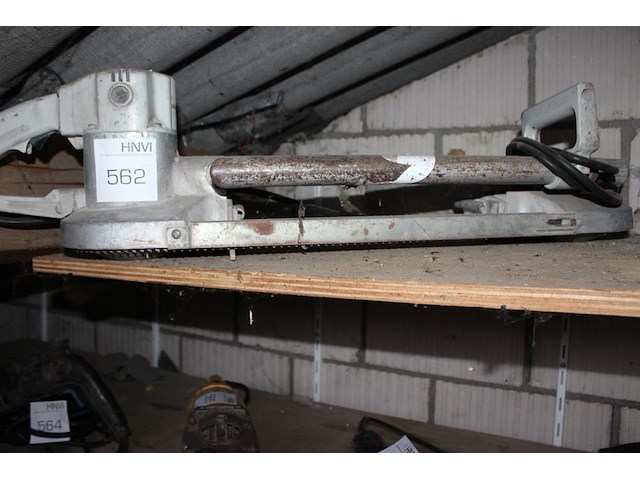 Elektrische bandzaagmachine rotatest. - afbeelding 1 van  2