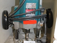 Elektrische bovenfrees makita 3612c. - afbeelding 2 van  2