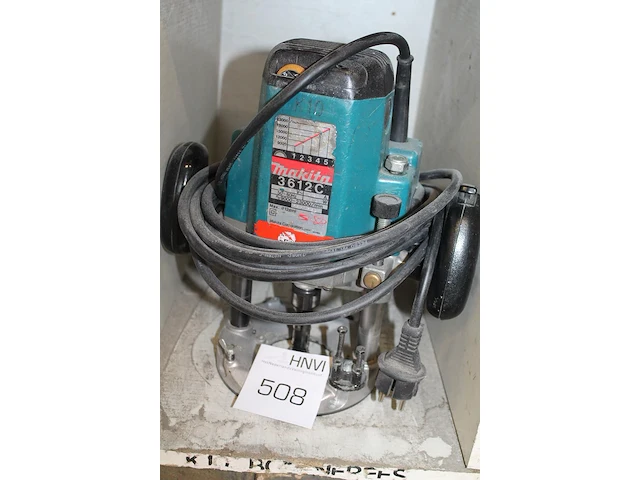 Elektrische bovenfrees makita 3612c. - afbeelding 2 van  2