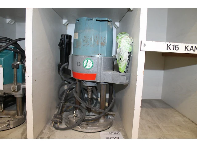 Elektrische bovenfrees nn. - afbeelding 1 van  2