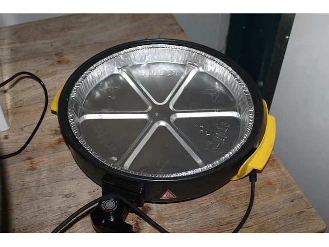 Elektrische braad/warmhoudpan met doorsnede 40 cm. - afbeelding 2 van  2