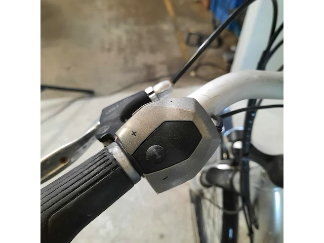 Elektrische damesfietes pegasus, sienna, bouwjaar 2014 - afbeelding 3 van  18