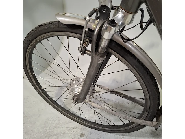 Elektrische damesfiets, batavus, monaco e go - afbeelding 9 van  19