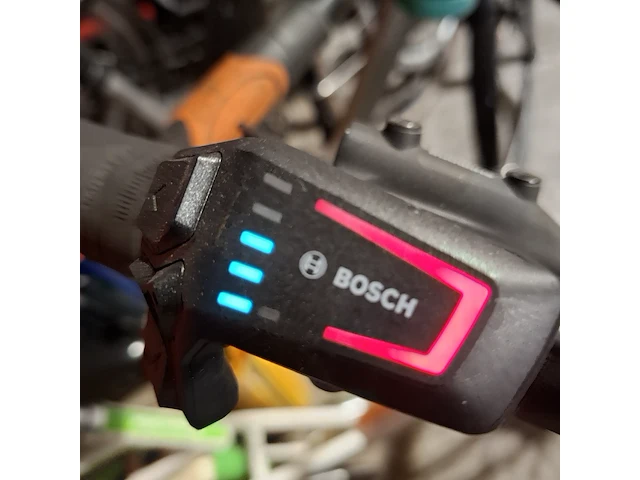 Elektrische damesfiets cube - afbeelding 9 van  19