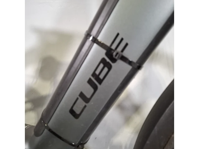 Elektrische damesfiets cube - afbeelding 12 van  19