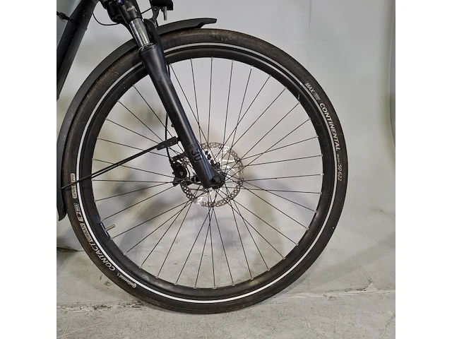 Elektrische damesfiets cube - afbeelding 13 van  19