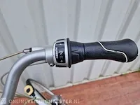 Elektrische damesfiets gazelle, orange plus innergy, blauw-wit - afbeelding 6 van  8