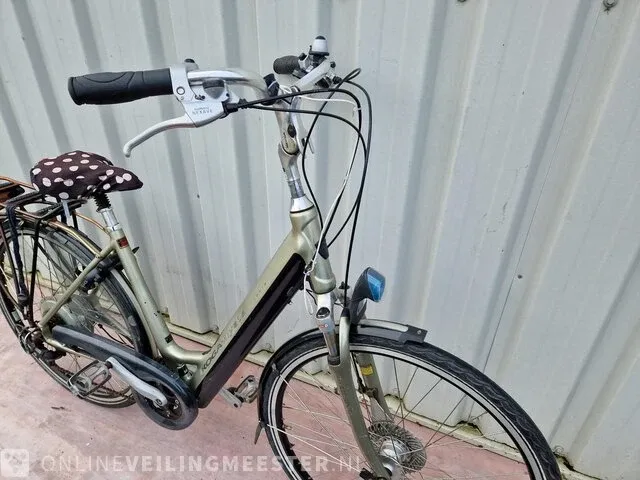 Elektrische damesfiets koga, tesla, zilver-zwart - afbeelding 2 van  7