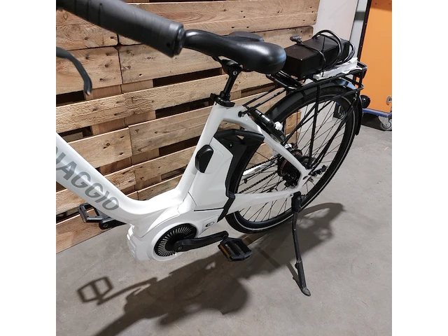 Elektrische damesfiets, piaggio, wit - afbeelding 5 van  17