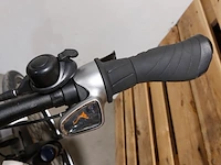 Elektrische damesfiets, piaggio, wit - afbeelding 7 van  17
