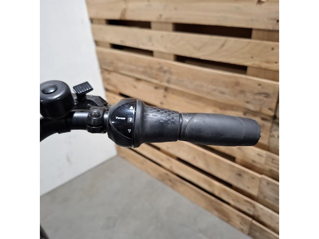 Elektrische damesfiets, qwic - afbeelding 9 van  11