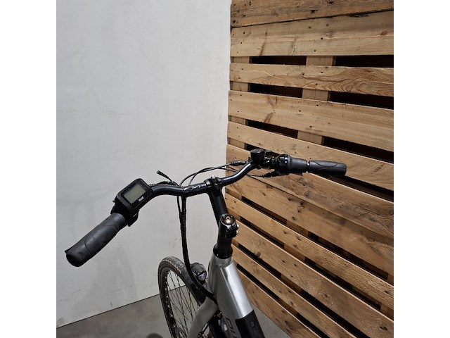 Elektrische damesfiets, qwic - afbeelding 7 van  11