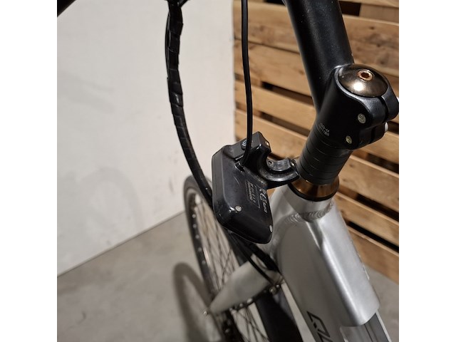 Elektrische damesfiets, qwic - afbeelding 8 van  11